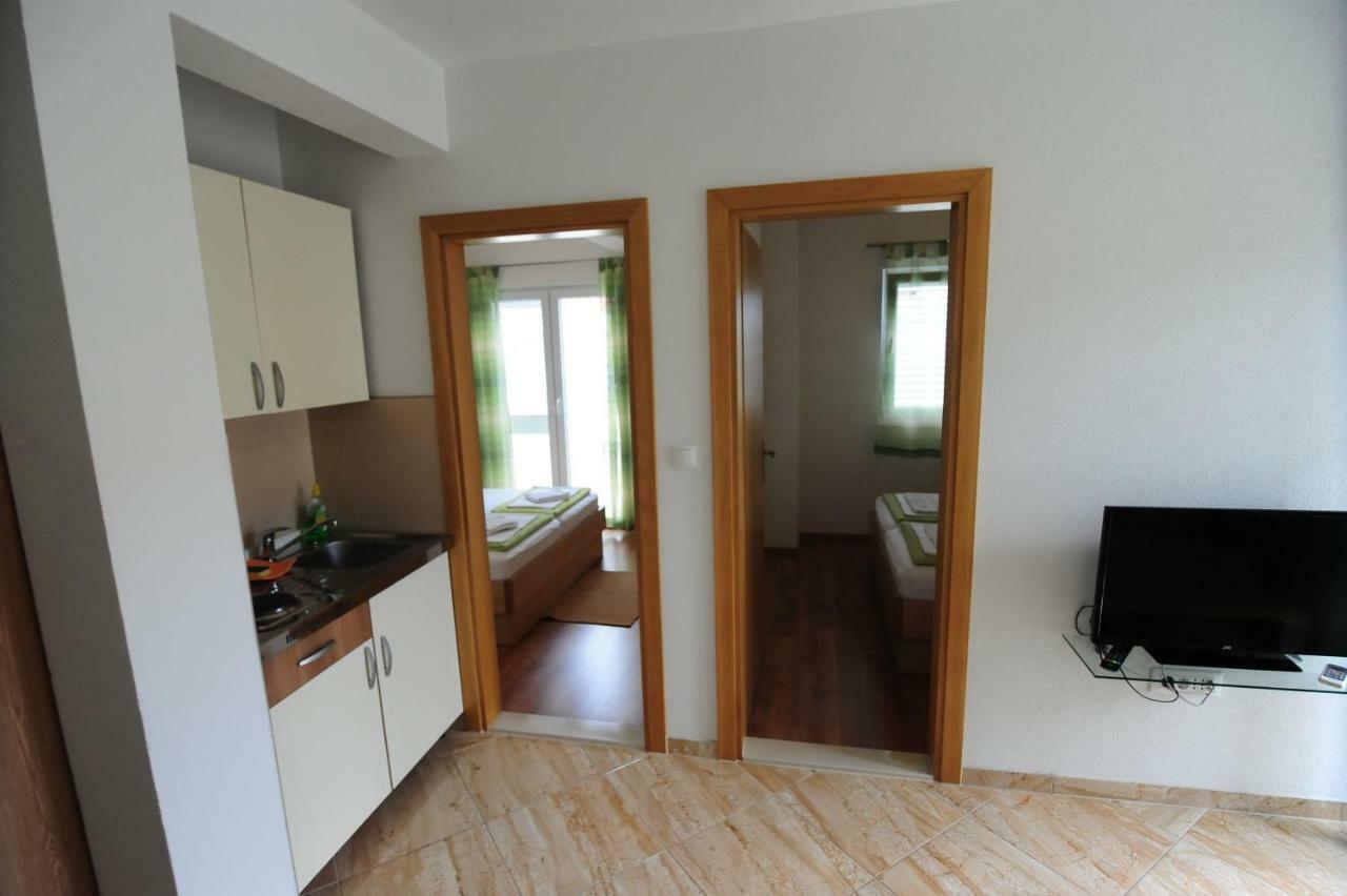 Apartments Knezevic Makarská Exteriér fotografie